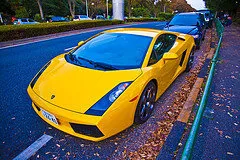 改造されたレーシングカー