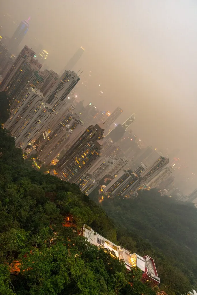 寒い香港の夜
