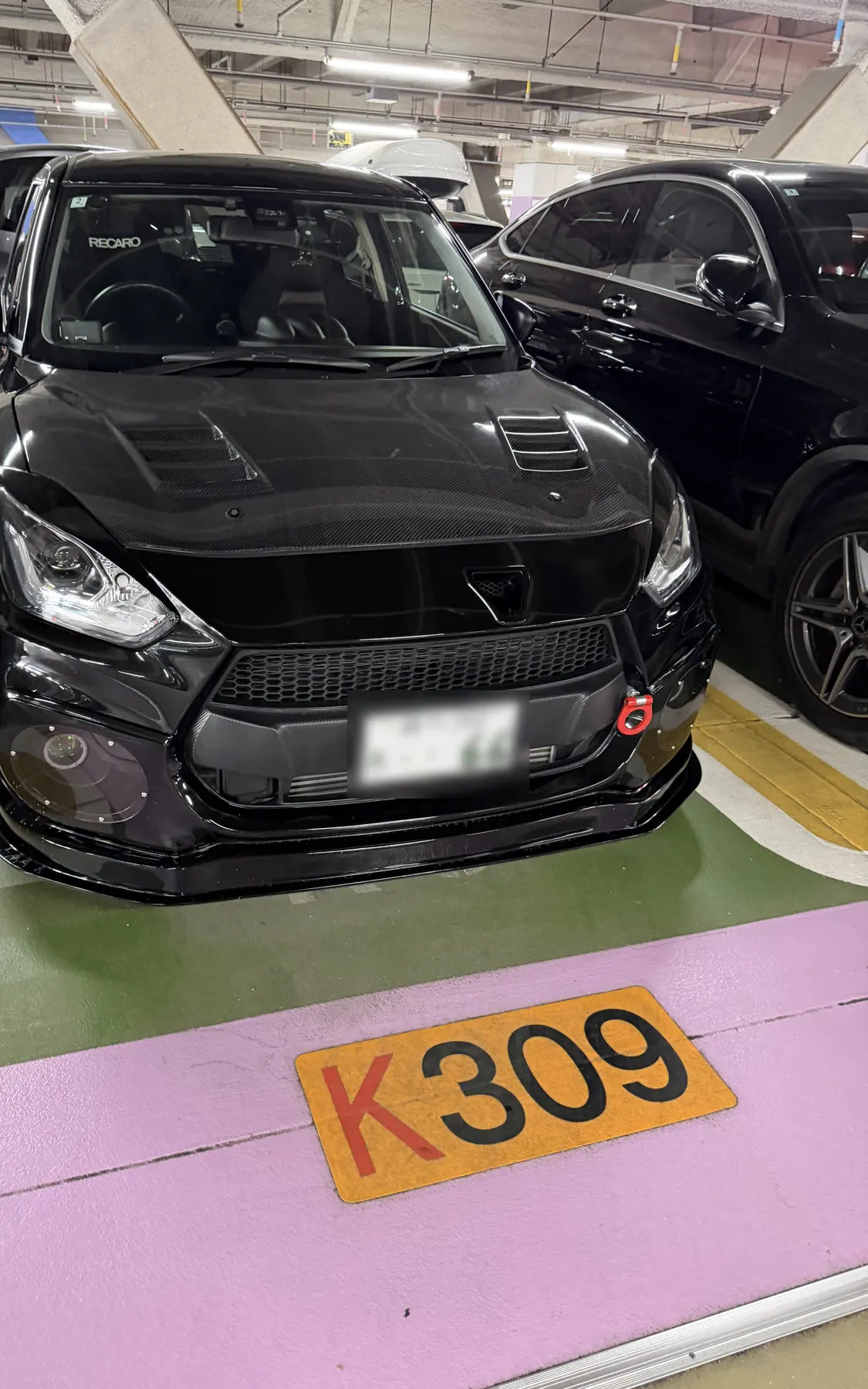 羽田空港の駐車場に停めた車
