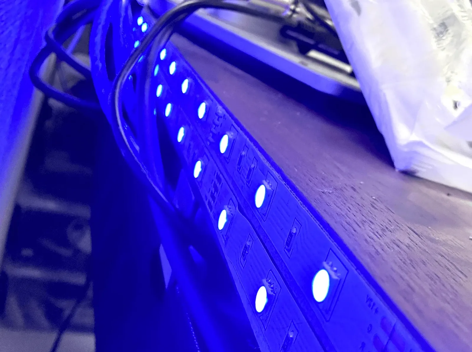 LED テープ 2重配置