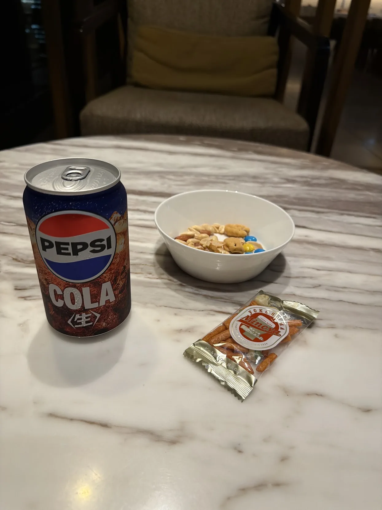 ラウンジで出てきたもの