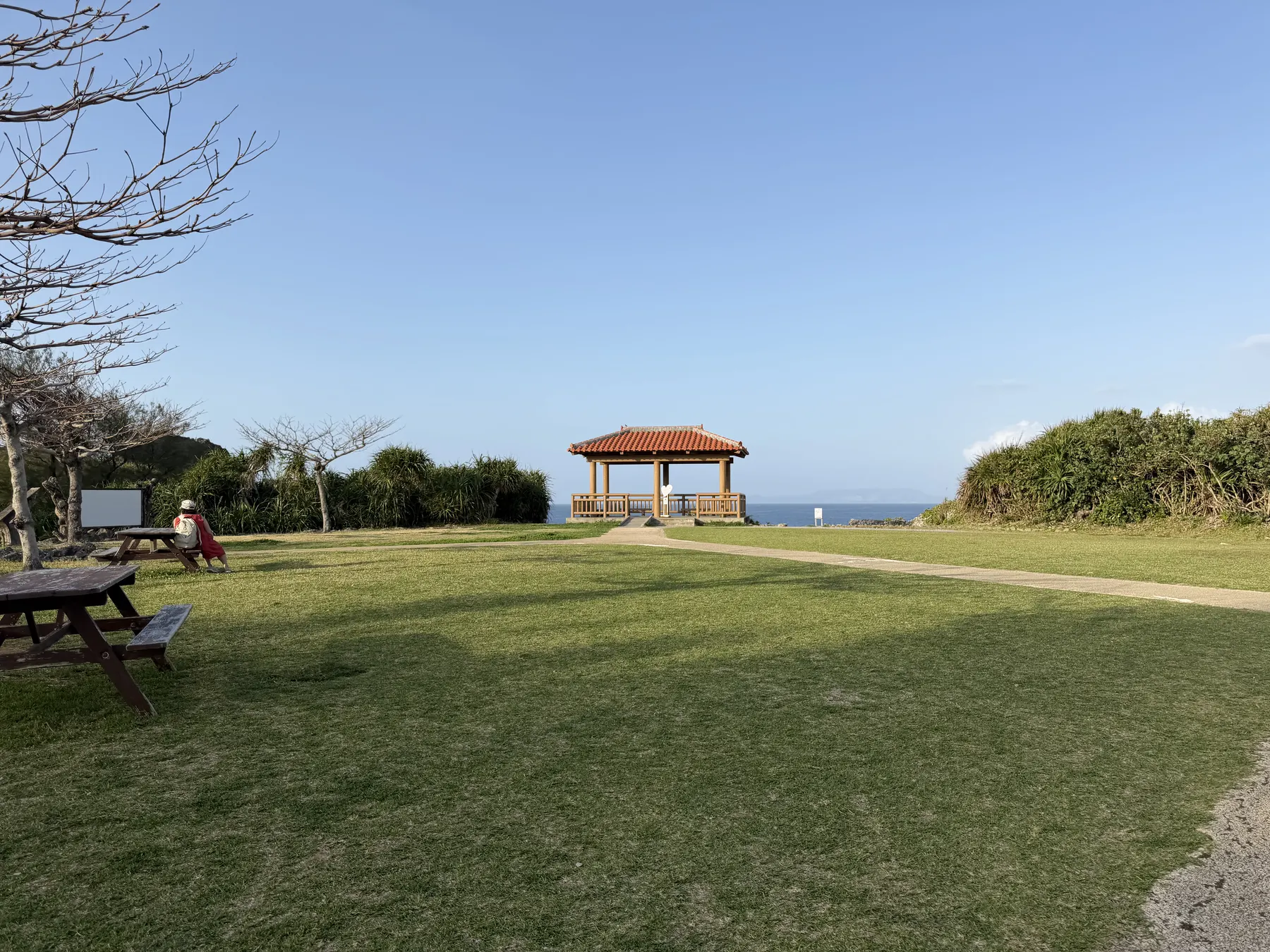 岬の芝生広場